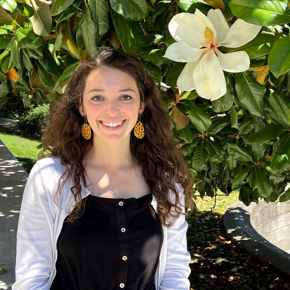 Meet your Posher, Alecia